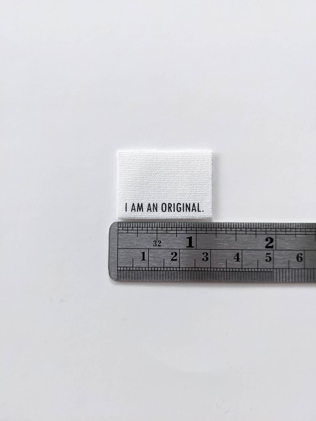 Sy-inn Merkelapper Bomull "I Am Inimitable. I Am An Original"