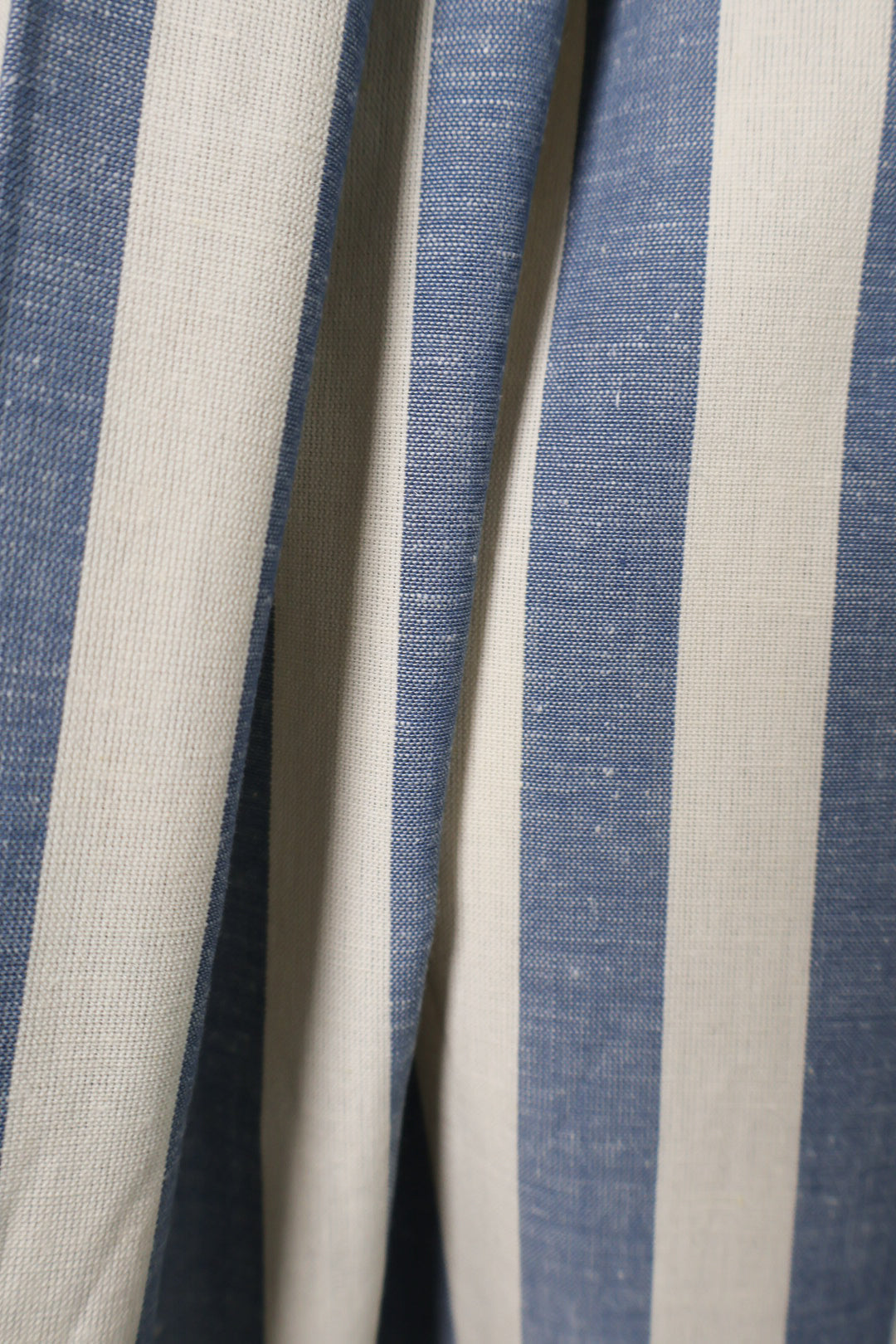 Amalfi Blå og Hvit Stripete Økologisk Bomull og Lin