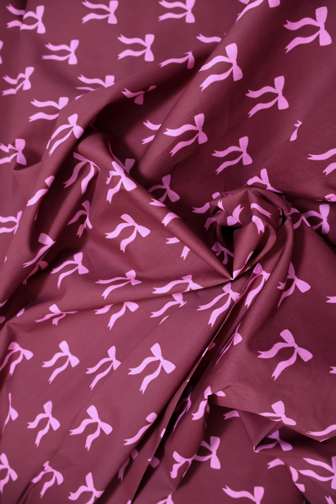 Dahlia Bomullslawn Burgunder med Rosa Sløyfer